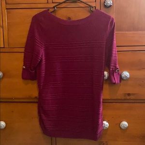 Quarter length sleeved sweater